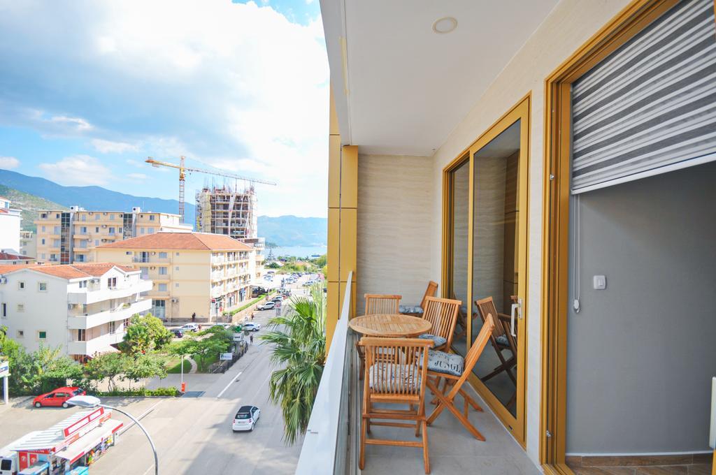 בודווה Sea Breeze Lux Apartments מראה חיצוני תמונה