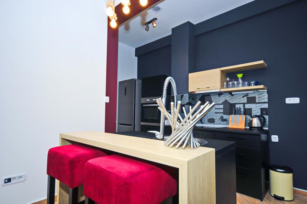 בודווה Sea Breeze Lux Apartments מראה חיצוני תמונה