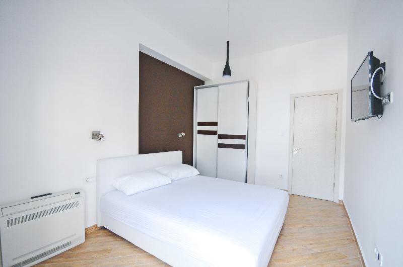 בודווה Sea Breeze Lux Apartments מראה חיצוני תמונה